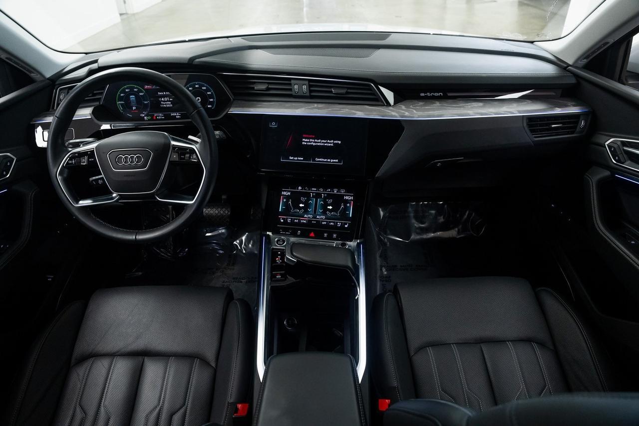 2024 Audi Q8 e-tron Prestige 1 Owner Vented Seats Black Optic Package Portland OR