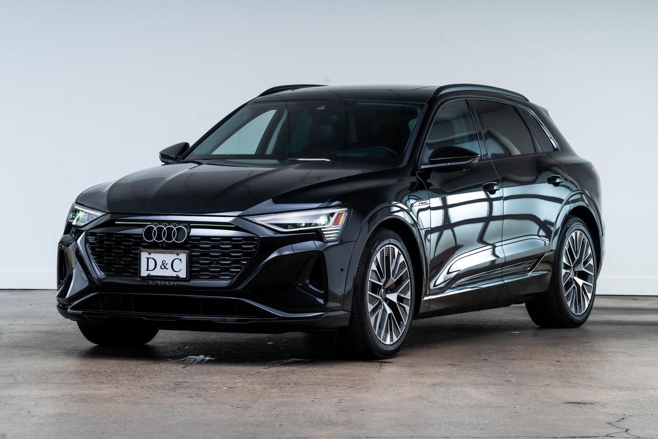 2024 Audi Q8 e-tron Prestige 1 Owner Ventilated Massage Seats / Head Up Display Portland OR
