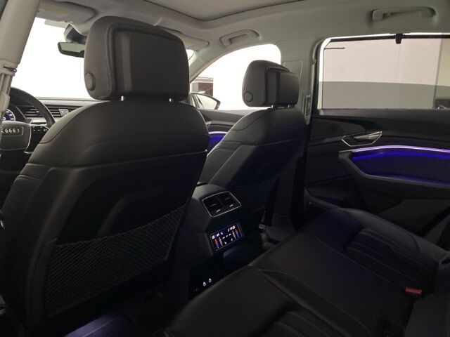 2024 Audi Q8 e-tron Prestige Dallas TX