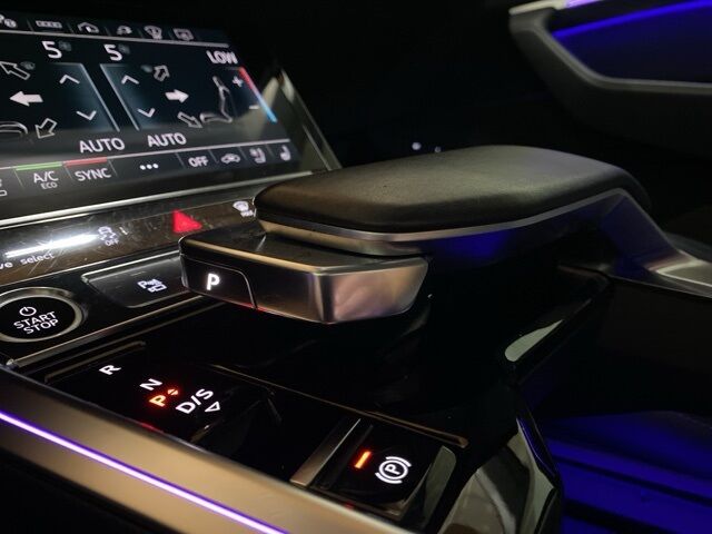 2024 Audi Q8 e-tron Prestige Dallas TX