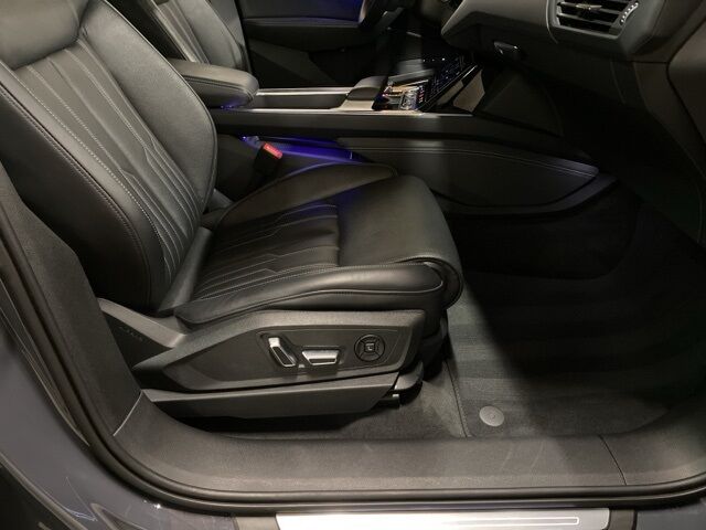 2024 Audi Q8 e-tron Prestige Dallas TX