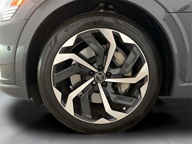 2024 Audi Q8 e-tron Prestige Dallas TX