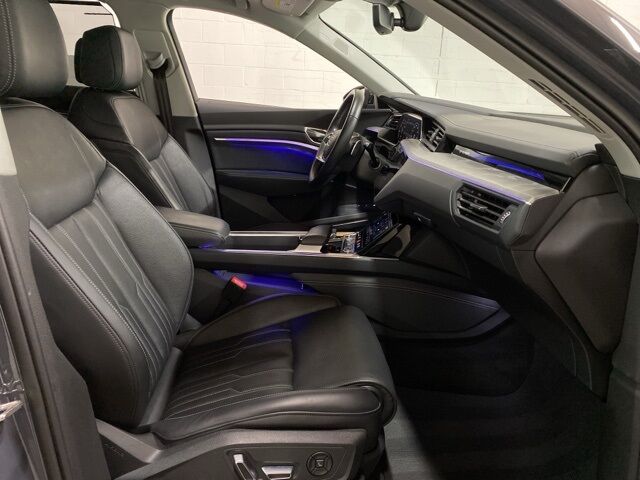 2024 Audi Q8 e-tron Prestige Dallas TX