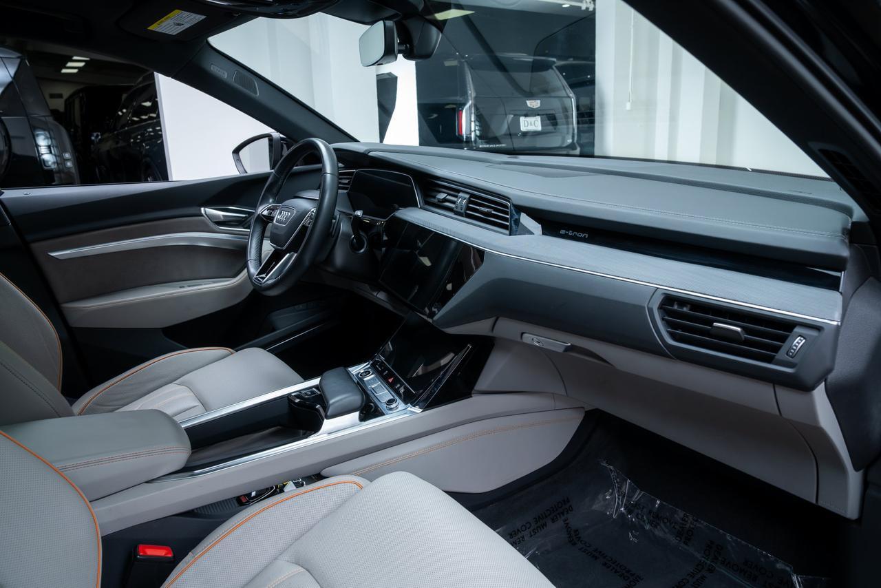 2024 Audi Q8 e-tron Prestige Launch Edition / Vented Massage Seats Portland OR