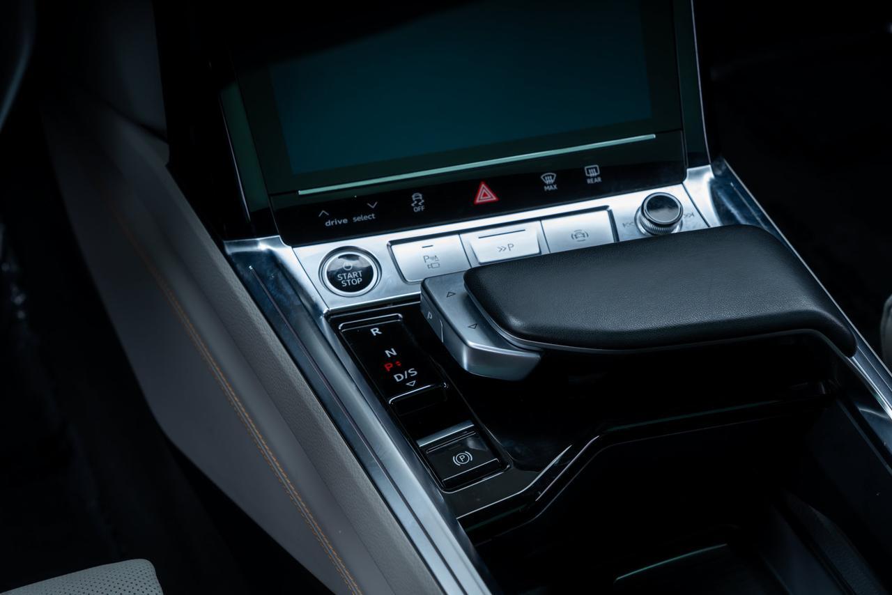 2024 Audi Q8 e-tron Prestige Launch Edition / Vented Massage Seats Portland OR
