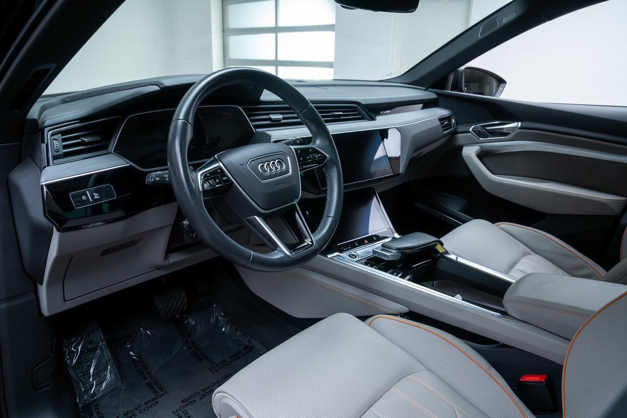2024 Audi Q8 e-tron Prestige Launch Edition / Vented Massage Seats Portland OR