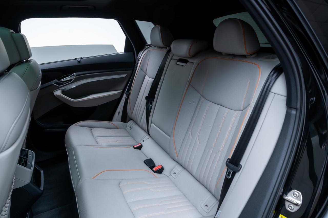 2024 Audi Q8 e-tron Prestige Launch Edition / Vented Massage Seats Portland OR