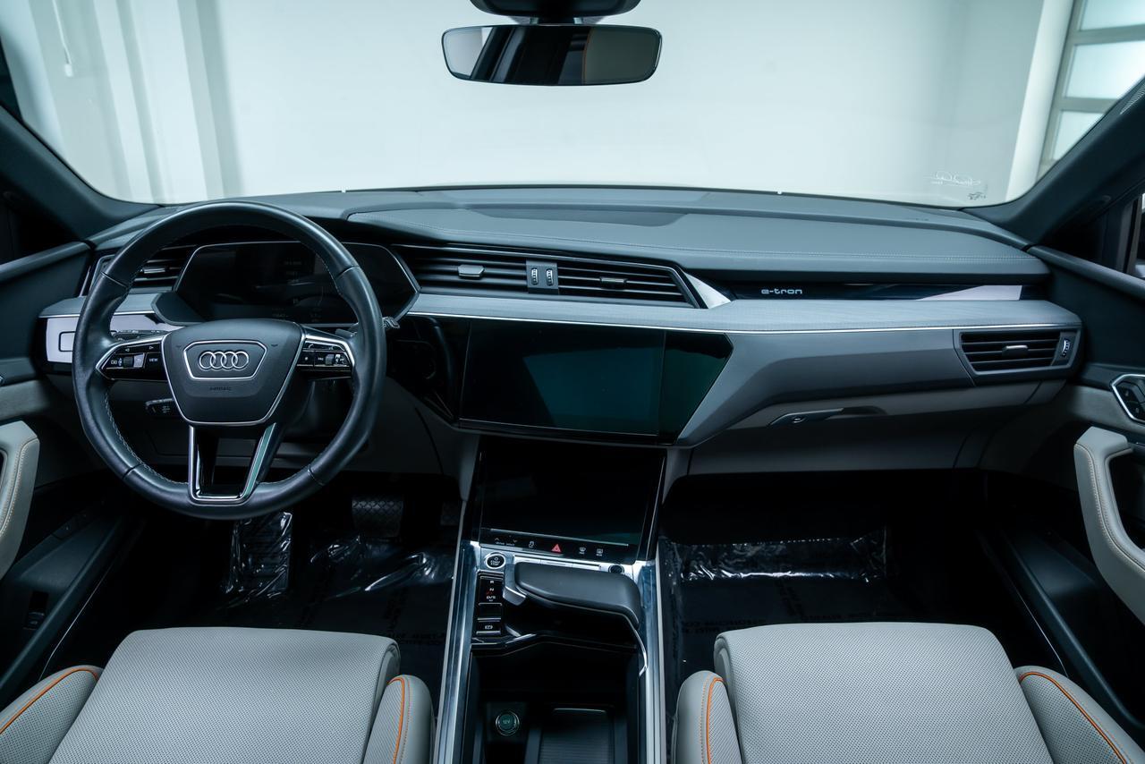 2024 Audi Q8 e-tron Prestige Launch Edition / Vented Massage Seats Portland OR