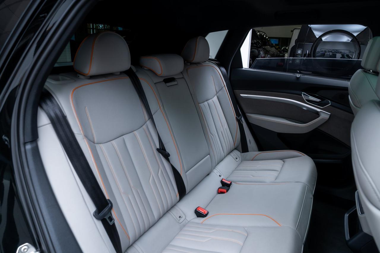 2024 Audi Q8 e-tron Prestige Launch Edition / Vented Massage Seats Portland OR