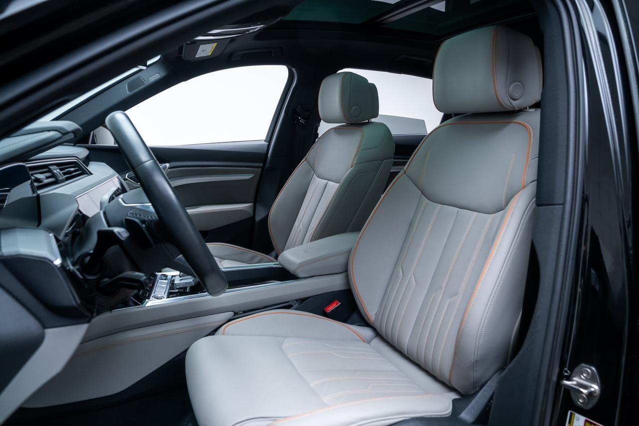 2024 Audi Q8 e-tron Prestige Launch Edition / Vented Massage Seats Portland OR