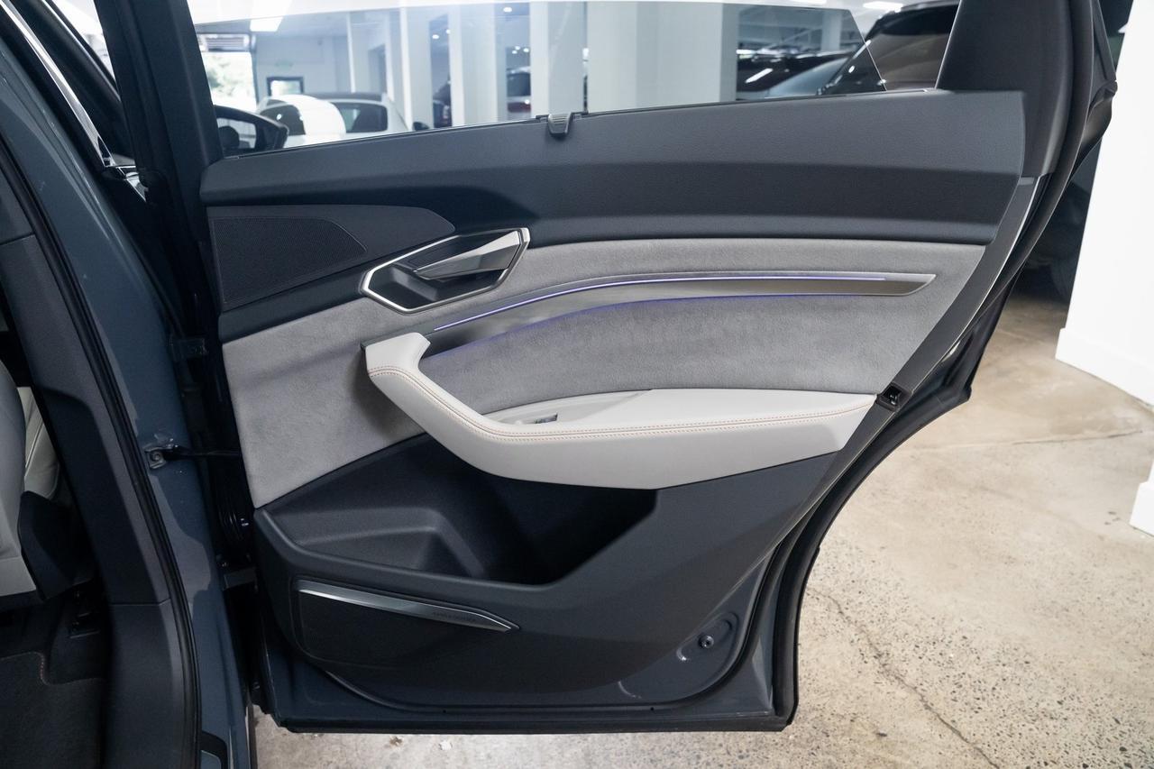 2024 Audi Q8 e-tron Prestige Launch Edition Ventilated Seats Portland OR