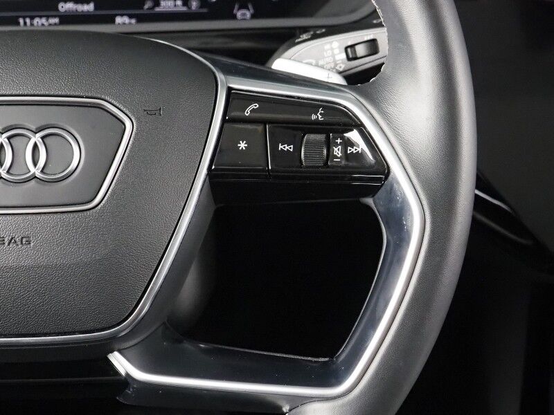 2024 Audi Q8 e-tron Prestige Quattro *BLACK OPTIC PKG, HEADS-UP DISPLAY, NAVIGATION, ADAPTIVE CRUISE, SAFETY ALERTS, 360 CAMERAS, PANO MOONROOF, LEATHER, CLIMATE/MASSAGE SEATS, BANG & OLUFSEN, WIRELESS CHARGING, ANDROID & APPLE Round Rock TX