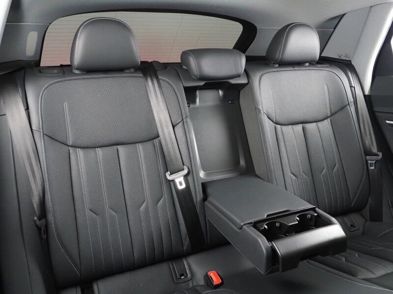 2024 Audi Q8 e-tron Prestige Quattro *BLACK OPTIC PKG, HEADS-UP DISPLAY, NAVIGATION, ADAPTIVE CRUISE, SAFETY ALERTS, 360 CAMERAS, PANO MOONROOF, LEATHER, CLIMATE/MASSAGE SEATS, BANG & OLUFSEN, WIRELESS CHARGING, ANDROID & APPLE Round Rock TX