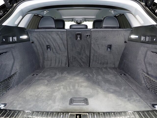 2024 Audi Q8 e-tron Prestige Quattro *BLACK OPTIC PKG, HEADS-UP DISPLAY, NAVIGATION, ADAPTIVE CRUISE, SAFETY ALERTS, 360 CAMERAS, PANO MOONROOF, LEATHER, CLIMATE/MASSAGE SEATS, BANG & OLUFSEN, WIRELESS CHARGING, ANDROID & APPLE Round Rock TX