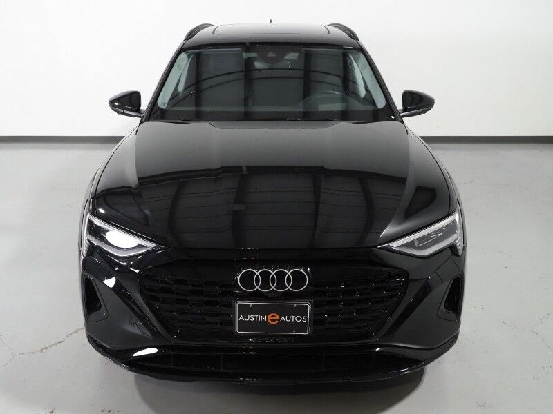 2024 Audi Q8 e-tron Prestige Quattro *BLACK OPTIC PKG, HEADS-UP DISPLAY, NAVIGATION, ADAPTIVE CRUISE, SAFETY ALERTS, 360 CAMERAS, PANO MOONROOF, LEATHER, CLIMATE/MASSAGE SEATS, BANG & OLUFSEN, WIRELESS CHARGING, ANDROID & APPLE Round Rock TX