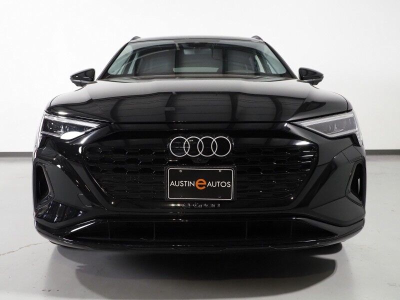 2024 Audi Q8 e-tron Prestige Quattro *BLACK OPTIC PKG, HEADS-UP DISPLAY, NAVIGATION, ADAPTIVE CRUISE, SAFETY ALERTS, 360 CAMERAS, PANO MOONROOF, LEATHER, CLIMATE/MASSAGE SEATS, BANG & OLUFSEN, WIRELESS CHARGING, ANDROID & APPLE Round Rock TX