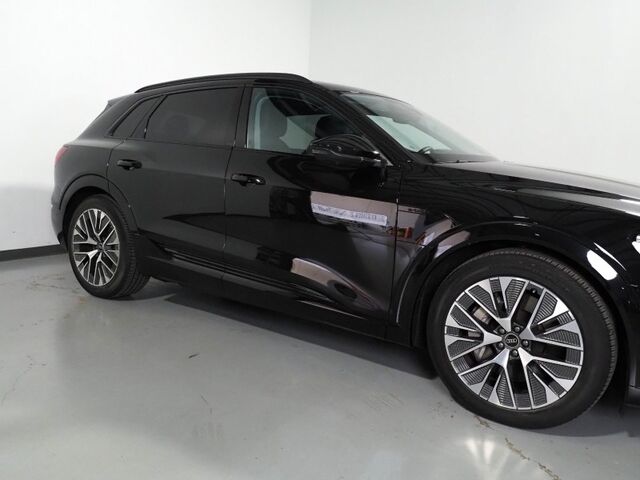 2024 Audi Q8 e-tron Prestige Quattro *BLACK OPTIC PKG, HEADS-UP DISPLAY, NAVIGATION, ADAPTIVE CRUISE, SAFETY ALERTS, 360 CAMERAS, PANO MOONROOF, LEATHER, CLIMATE/MASSAGE SEATS, BANG & OLUFSEN, WIRELESS CHARGING, ANDROID & APPLE Round Rock TX