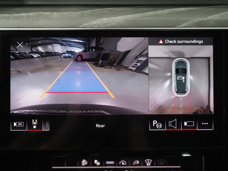 2024 Audi Q8 e-tron Prestige Quattro *BLACK OPTIC PKG, HEADS-UP DISPLAY, NAVIGATION, ADAPTIVE CRUISE, SAFETY ALERTS, 360 CAMERAS, PANO MOONROOF, LEATHER, CLIMATE/MASSAGE SEATS, BANG & OLUFSEN, WIRELESS CHARGING, ANDROID & APPLE Round Rock TX