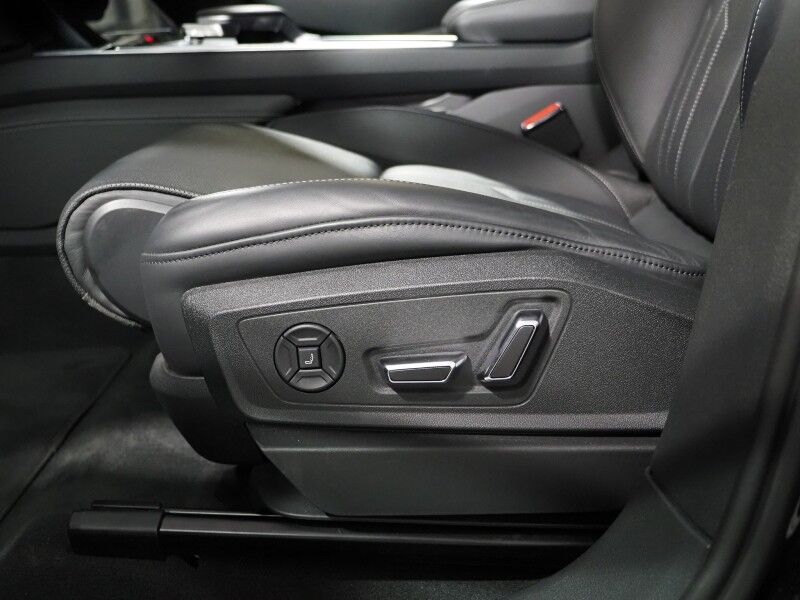 2024 Audi Q8 e-tron Prestige Quattro *BLACK OPTIC PKG, HEADS-UP DISPLAY, NAVIGATION, ADAPTIVE CRUISE, SAFETY ALERTS, 360 CAMERAS, PANO MOONROOF, LEATHER, CLIMATE/MASSAGE SEATS, BANG & OLUFSEN, WIRELESS CHARGING, ANDROID & APPLE Round Rock TX