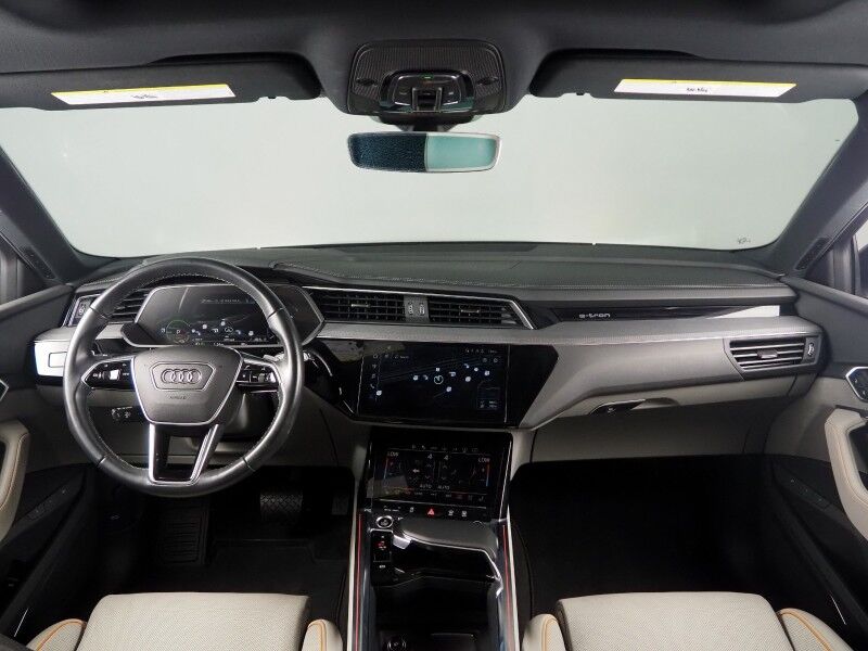 2024 Audi Q8 e-tron Prestige Quattro *LAUNCH EDITION, HEADS-UP DISPLAY, NAVIGATION, ADAPTIVE CRUISE, SAFETY ALERTS, 360 CAMERAS, PANO MOONROOF, VALCONA/MILANO LEATHER, CLIMATE/MASSAGE SEATS, 21 INCH WHEELS, BANG & OLUFSEN, WIRELESS CHARGING, ANDROID & APPLE