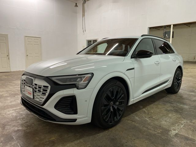 2024 Audi Q8 e-tron Prestige quattro
