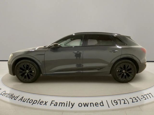 2024 Audi Q8 e-tron Prestige quattro