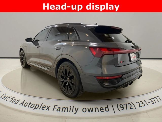 2024 Audi Q8 e-tron Prestige quattro