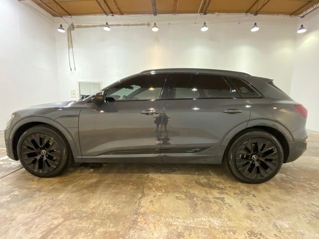 2024 Audi Q8 e-tron Prestige quattro