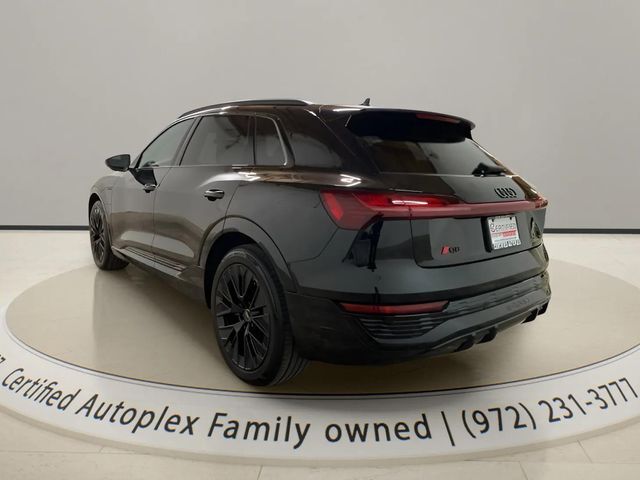 2024 Audi Q8 e-tron Prestige quattro