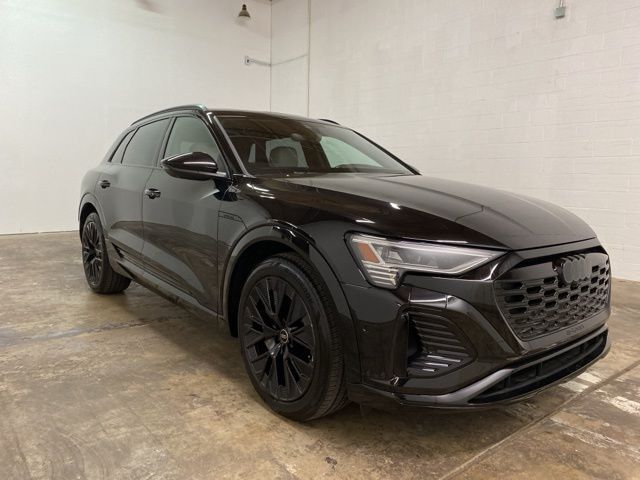 2024 Audi Q8 e-tron Prestige quattro