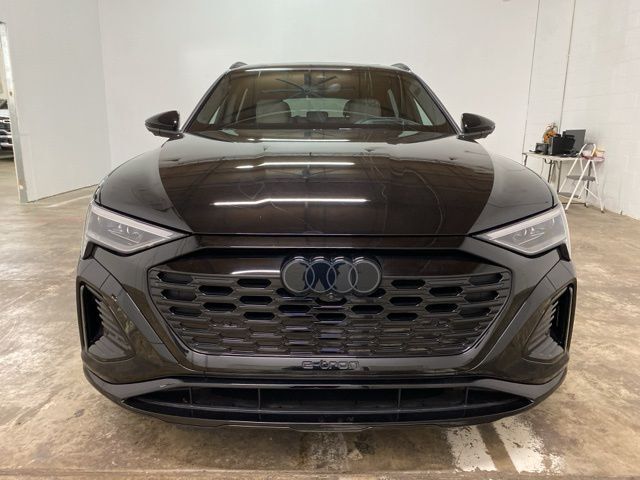 2024 Audi Q8 e-tron Prestige quattro
