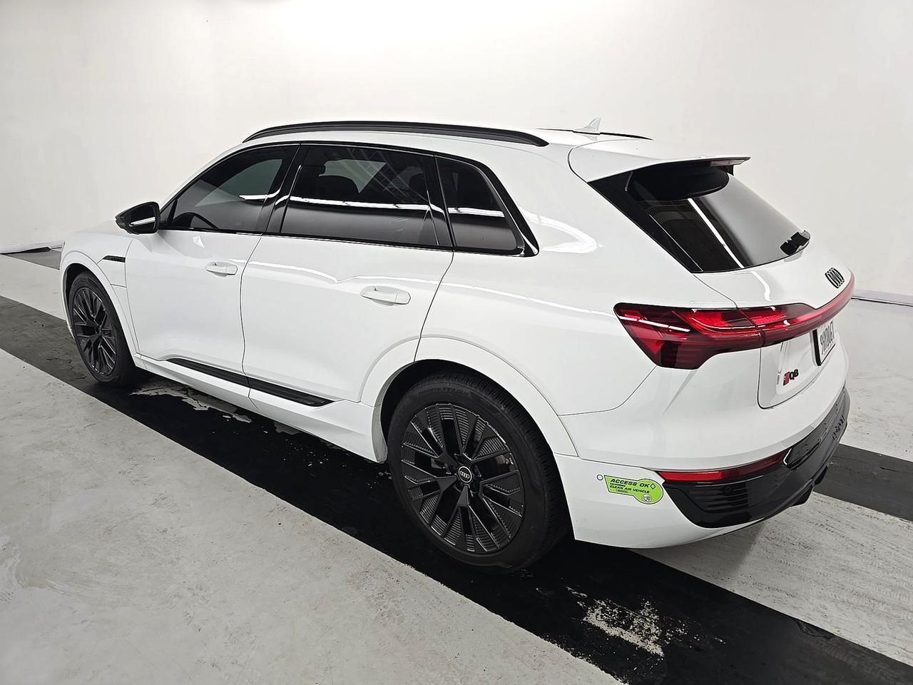 2024 Audi Q8 e-tron Prestige quattro Launch Edition / Vented Massage Seats / He Portland OR