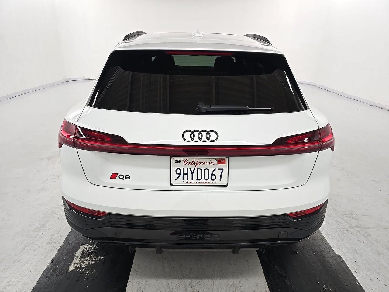 2024 Audi Q8 e-tron Prestige quattro Launch Edition / Vented Massage Seats / He Portland OR