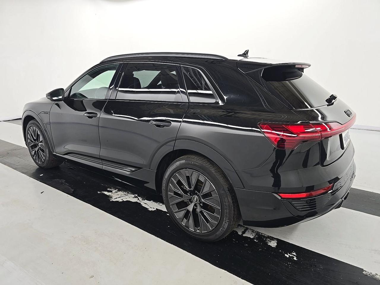2024 Audi Q8 e-tron Prestige quattro Launch Edition / Vented Massage Seats Portland OR