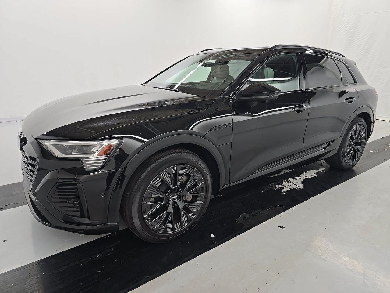2024 Audi Q8 e-tron Prestige quattro Launch Edition / Vented Massage Seats Portland OR