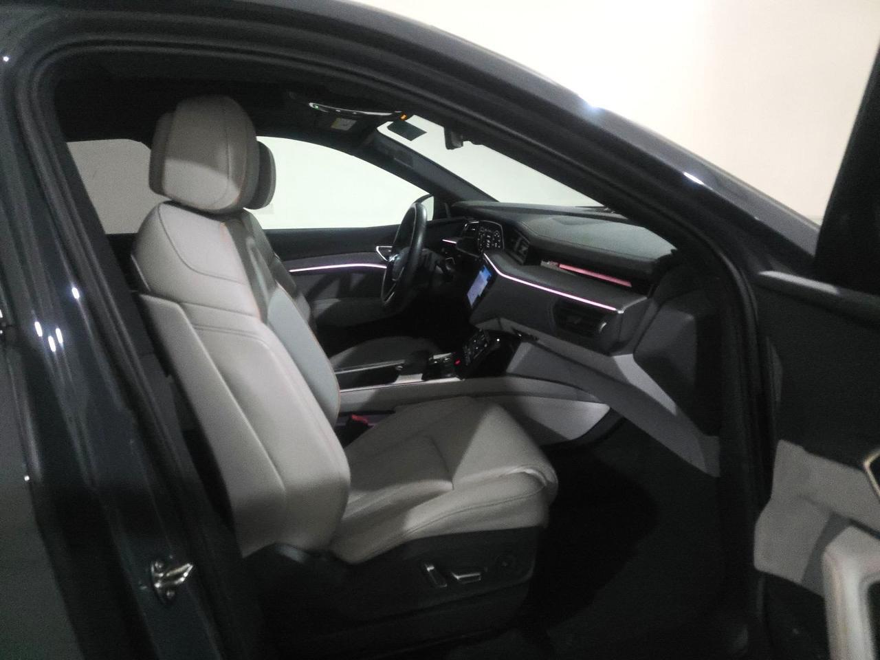 2024 Audi Q8 e-tron Prestige quattro Launch Edition Ventilated Massage Seats Portland OR