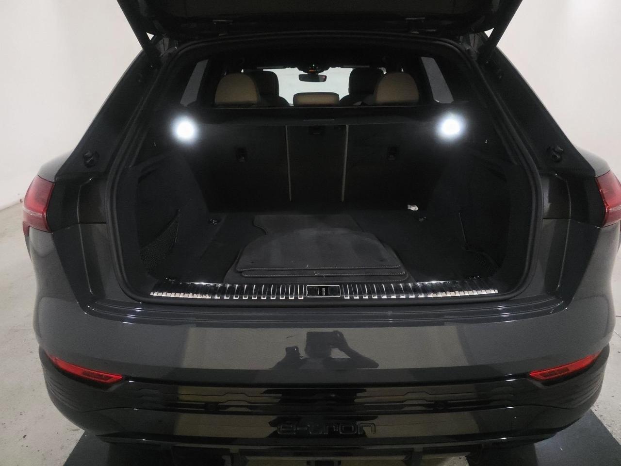 2024 Audi Q8 e-tron Prestige quattro Launch Edition Ventilated Massage Seats Portland OR