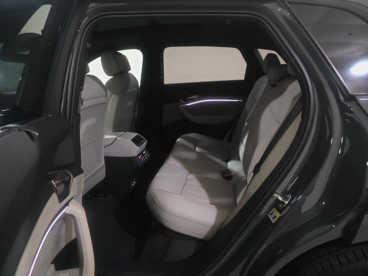 2024 Audi Q8 e-tron Prestige quattro Launch Edition Ventilated Massage Seats Portland OR