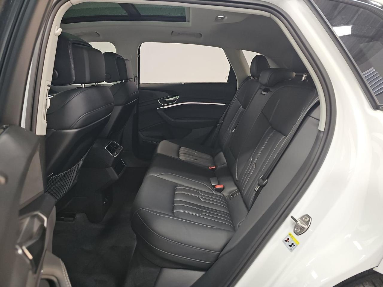 2024 Audi Q8 e-tron Prestige quattro Soft-Close Doors Massage Seats Portland OR