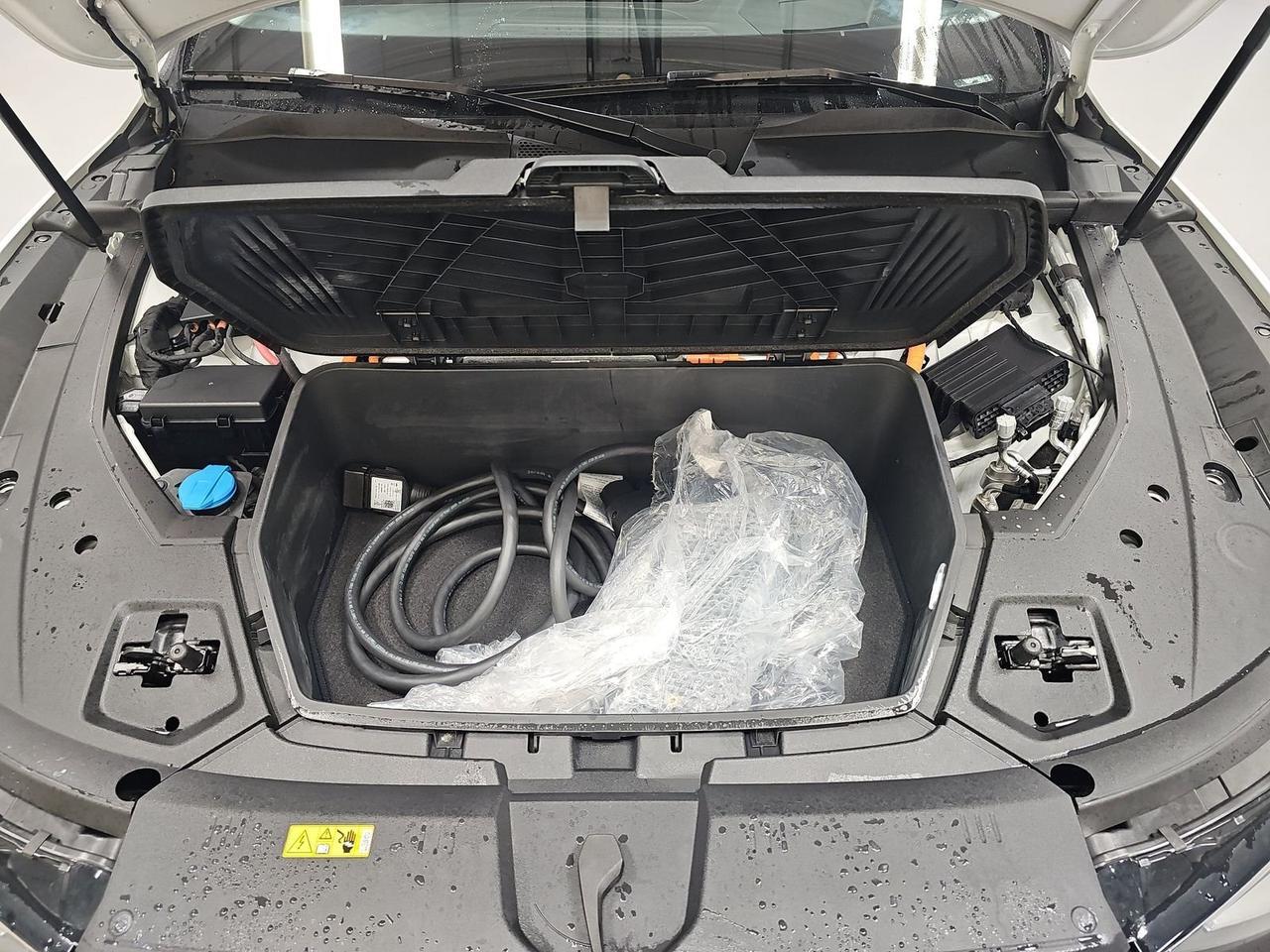 2024 Audi Q8 e-tron Prestige quattro Soft-Close Doors Massage Seats Portland OR