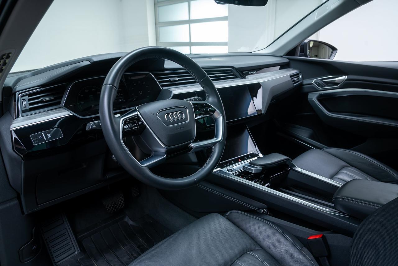 2024 Audi Q8 e-tron Prestige quattro Vented Massage Seats / Head Up Display Portland OR