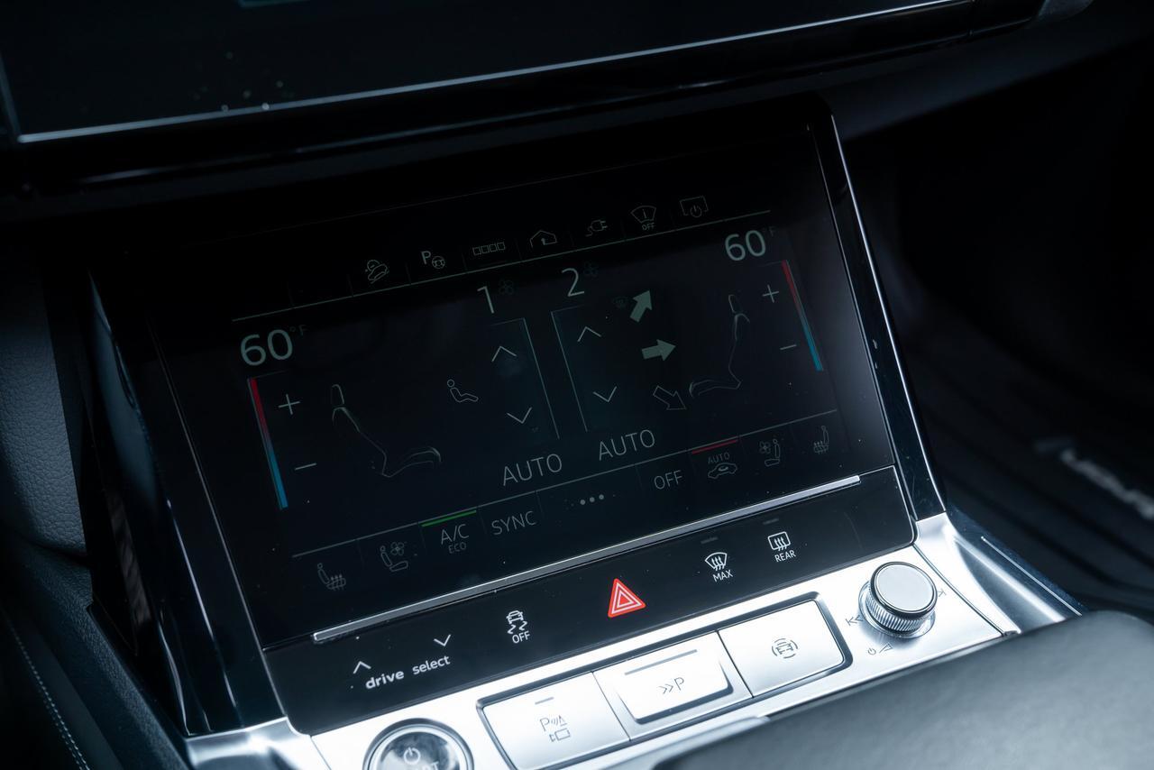 2024 Audi Q8 e-tron Prestige quattro Vented Massage Seats / Head Up Display Portland OR