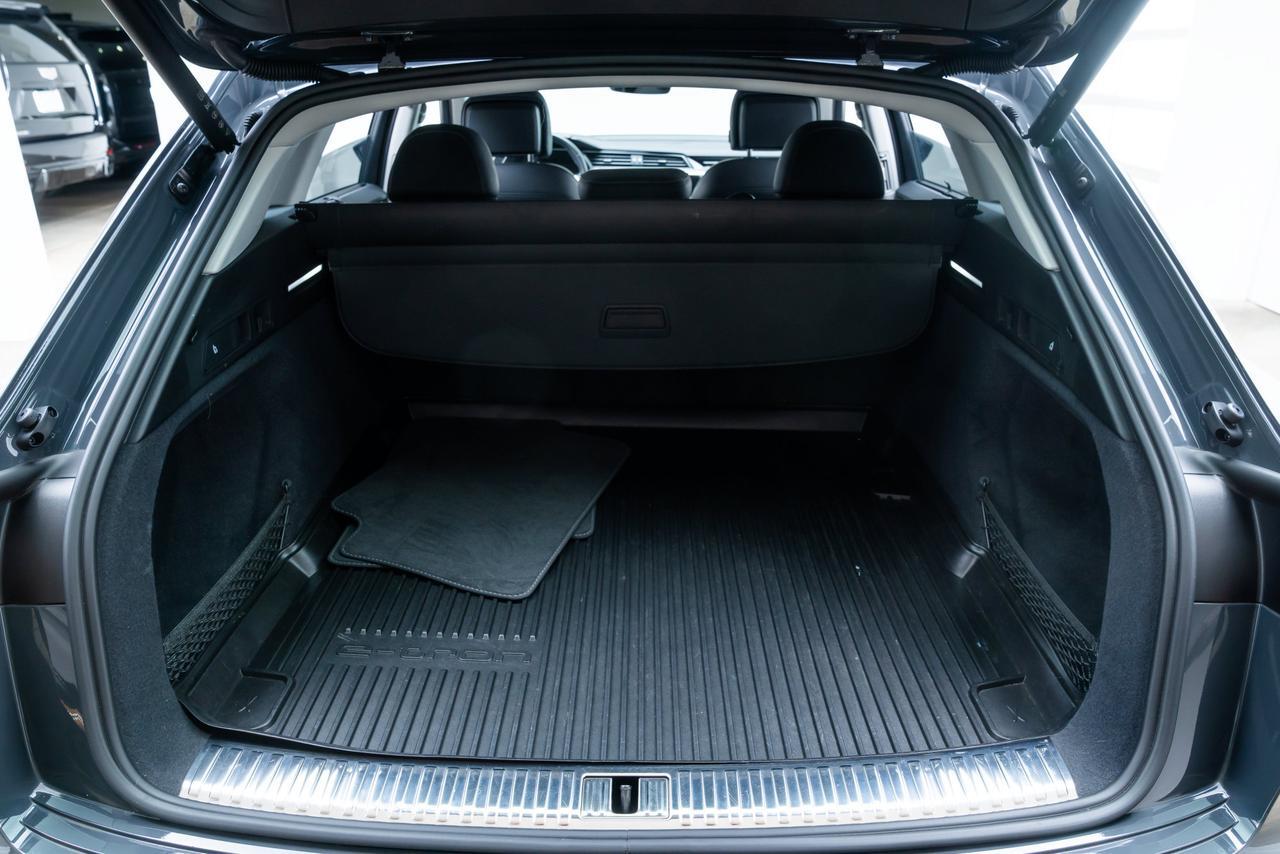 2024 Audi Q8 e-tron Prestige quattro Vented Massage Seats / Head Up Display Portland OR
