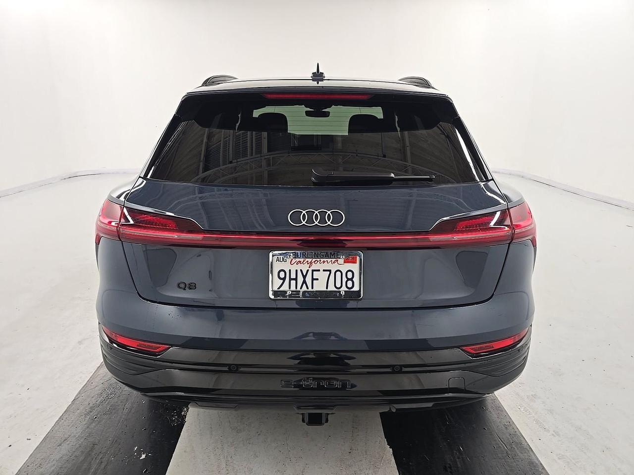 2024 Audi Q8 e-tron Prestige quattro Vented Massage Seats Head-Up Display Portland OR