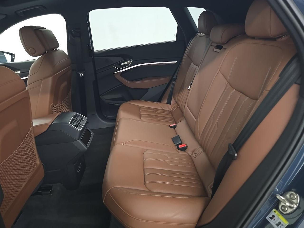 2024 Audi Q8 e-tron Prestige quattro Vented Massage Seats Head-Up Display Portland OR