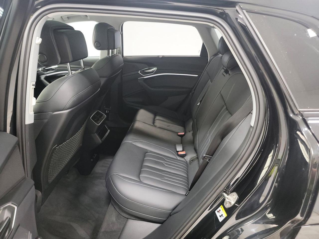 2024 Audi Q8 e-tron Prestige quattro Vented Massage Seats / Head Up Display Portland OR