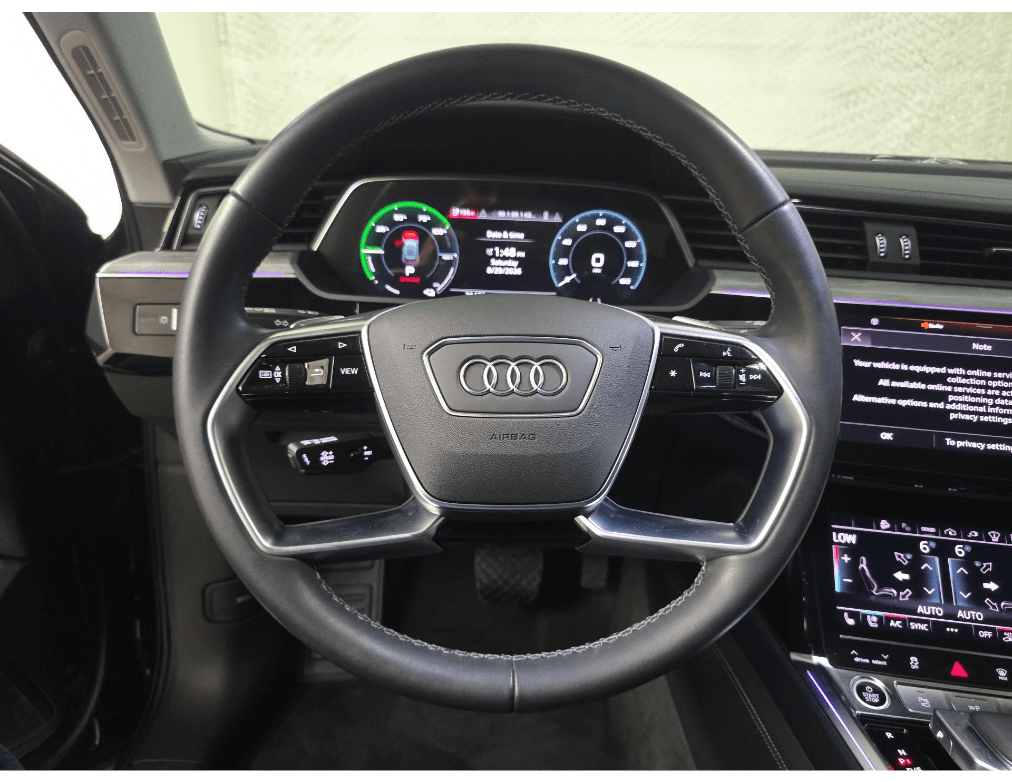 2024 Audi Q8 e-tron Prestige quattro Ventilated Massage Seats / Head Up Display Portland OR