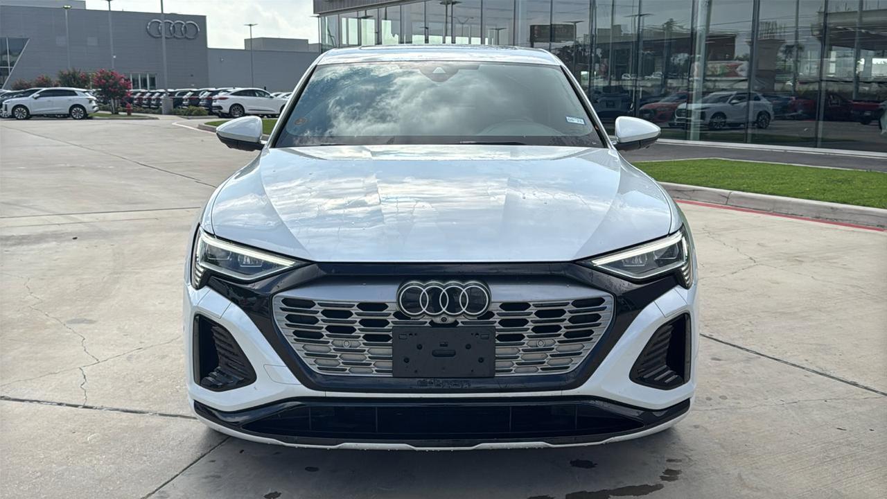 2024 Audi Q8 e-tron Sportback S line Premium Plus