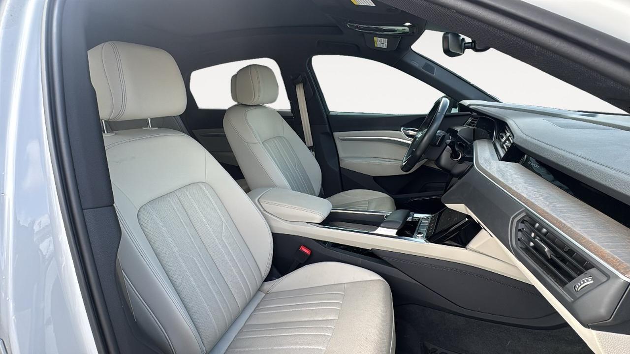 2024 Audi Q8 e-tron Sportback S line Premium Plus  Selma TX