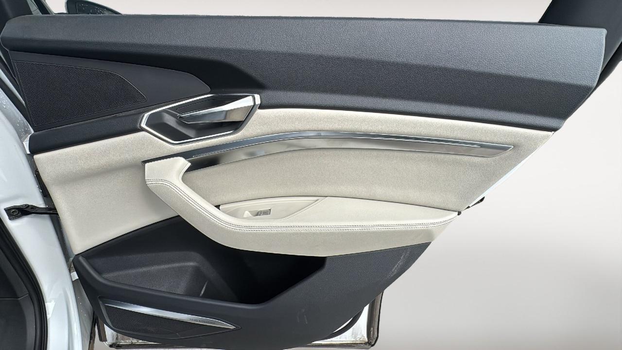 2024 Audi Q8 e-tron Sportback S line Premium Plus  Selma TX
